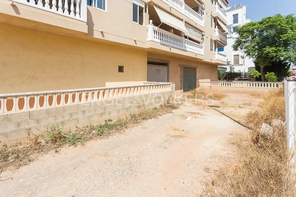 Außenansicht von Wohnungen zum Verkauf in Canet d'En Berenguer mit Heizung, Privatgarten und Terrasse