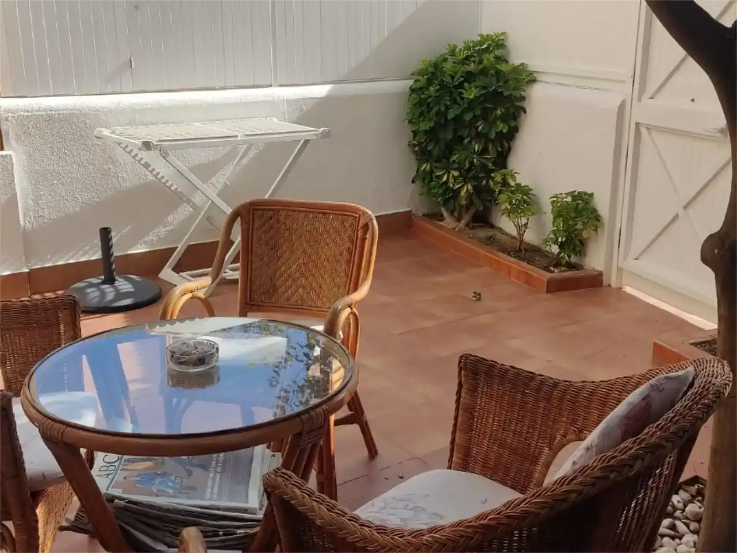 Terraza de Piso de alquiler en Rota con Jardín privado, Piscina y Amueblado