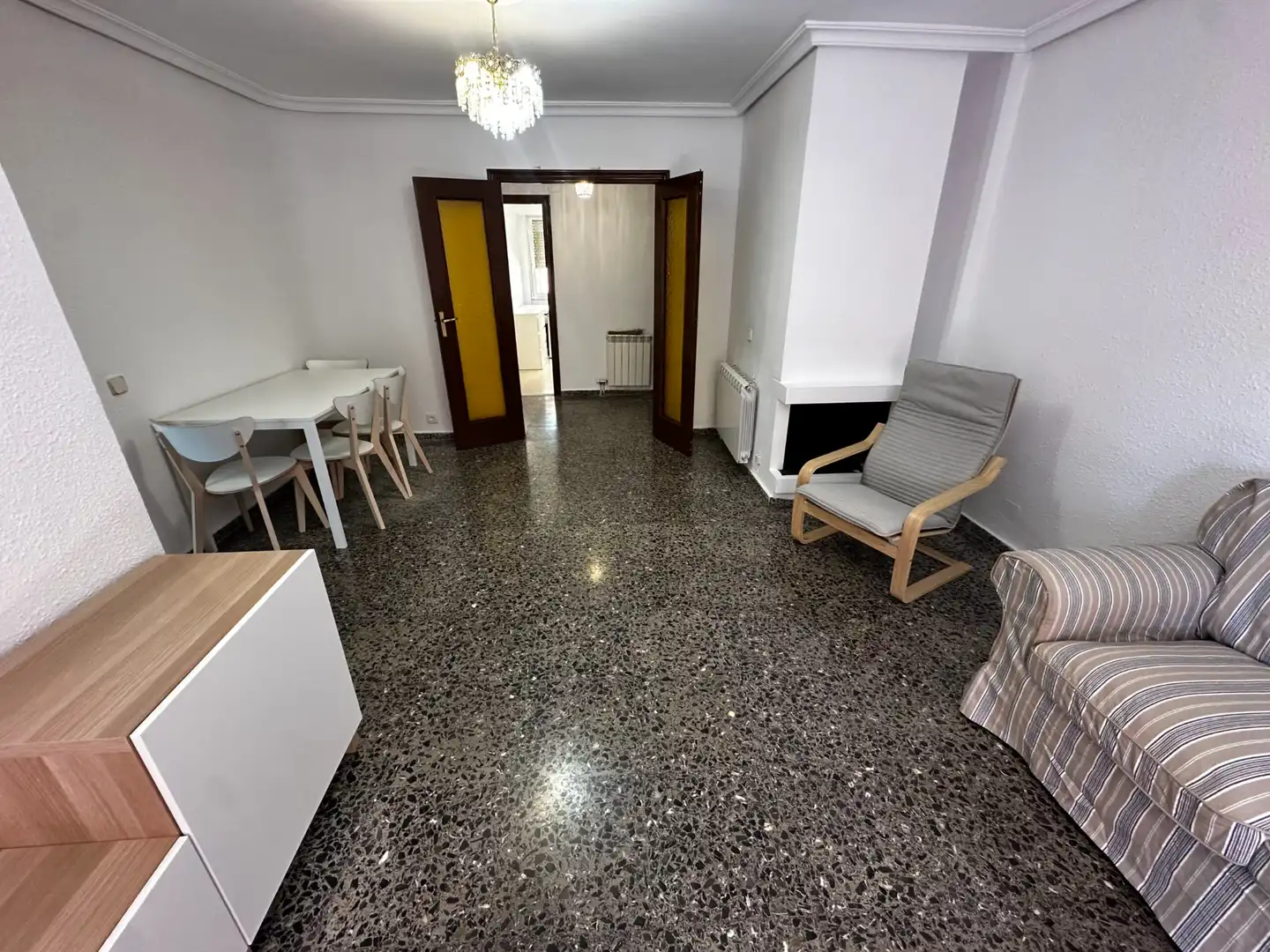 Living room of Flat for rent in Cuenca  with Heating, Terrace and Furnished