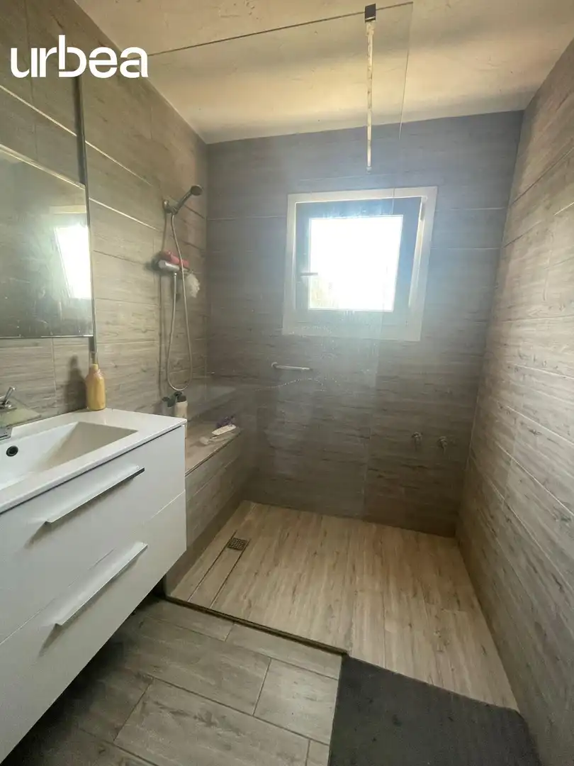 Baño de Finca rústica de alquiler en Málaga con Calefacción, Jardín privado y Terraza