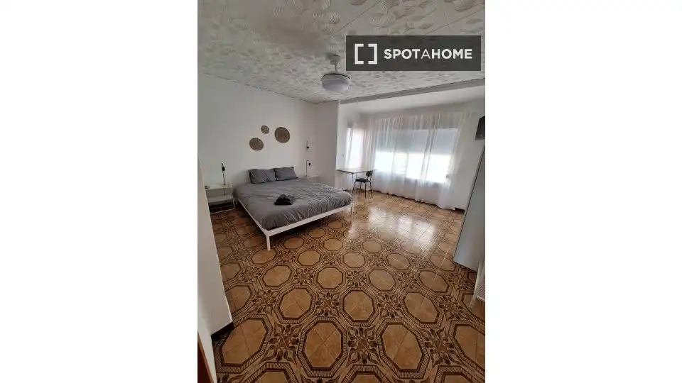 Habitación de Piso de alquiler en Alberic con Aire acondicionado, Calefacción y Amueblado
