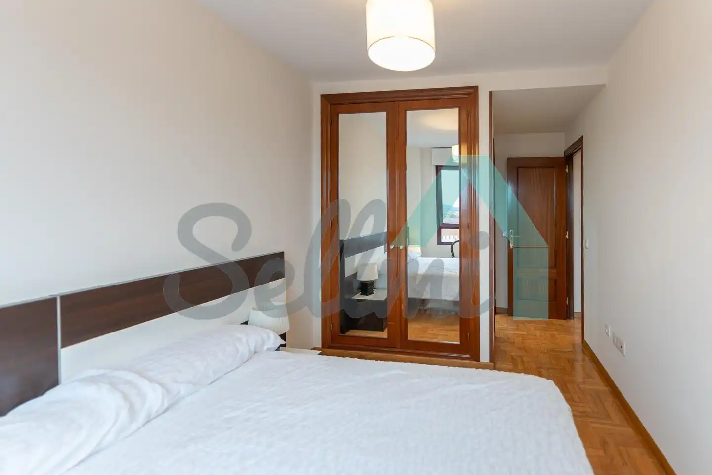 Bedroom of Flat for rent in Lugones