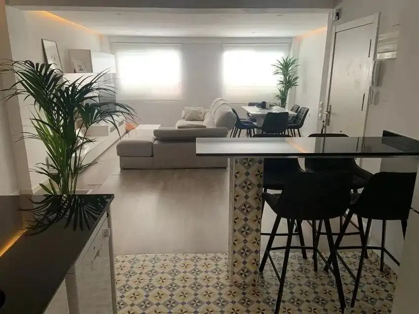 Flat for sale in Calle Jaén, imagen 2