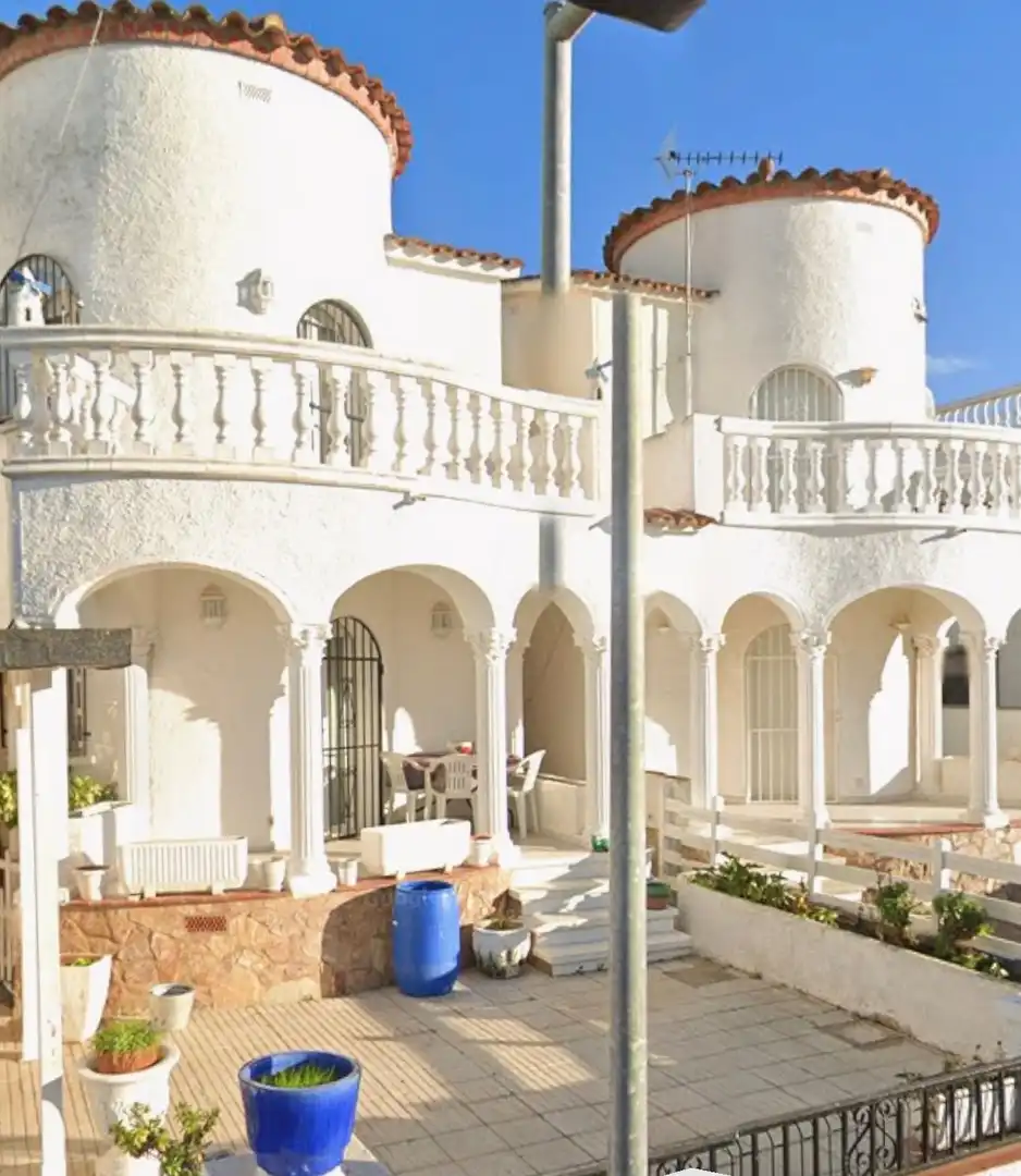Casa en venta en Montgrí