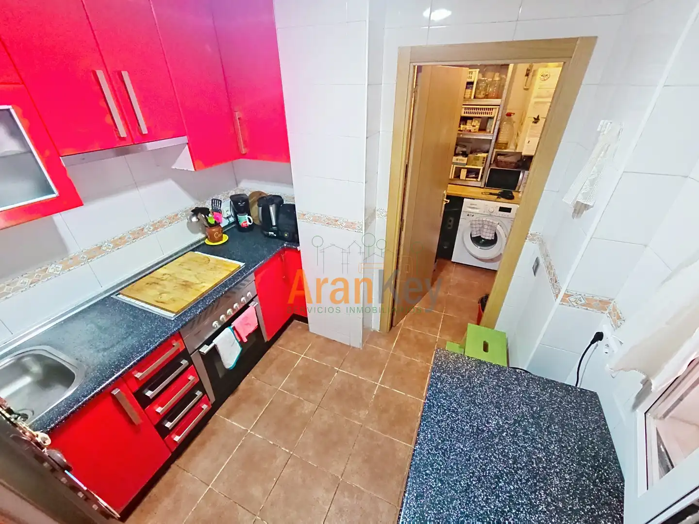 Kitchen of Flat for sale in Aranjuez  with Air Conditioner and Furnished