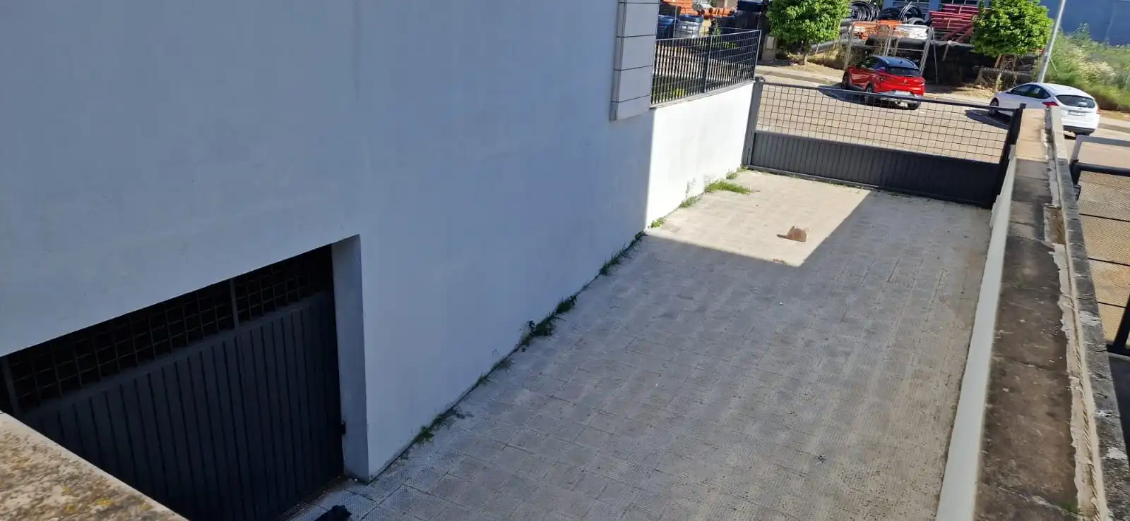 Parkplatz von Gebäude zur Miete in Mairena del Aljarafe