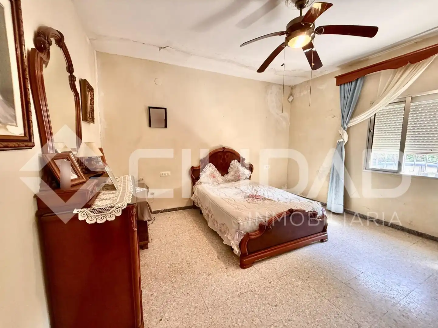 Dormitori de Casa o xalet en venda en Trebujena