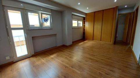 Foto 3 de Piso en venta en  Mar,del, 8, Teatinos - Los Prados, Oviedo