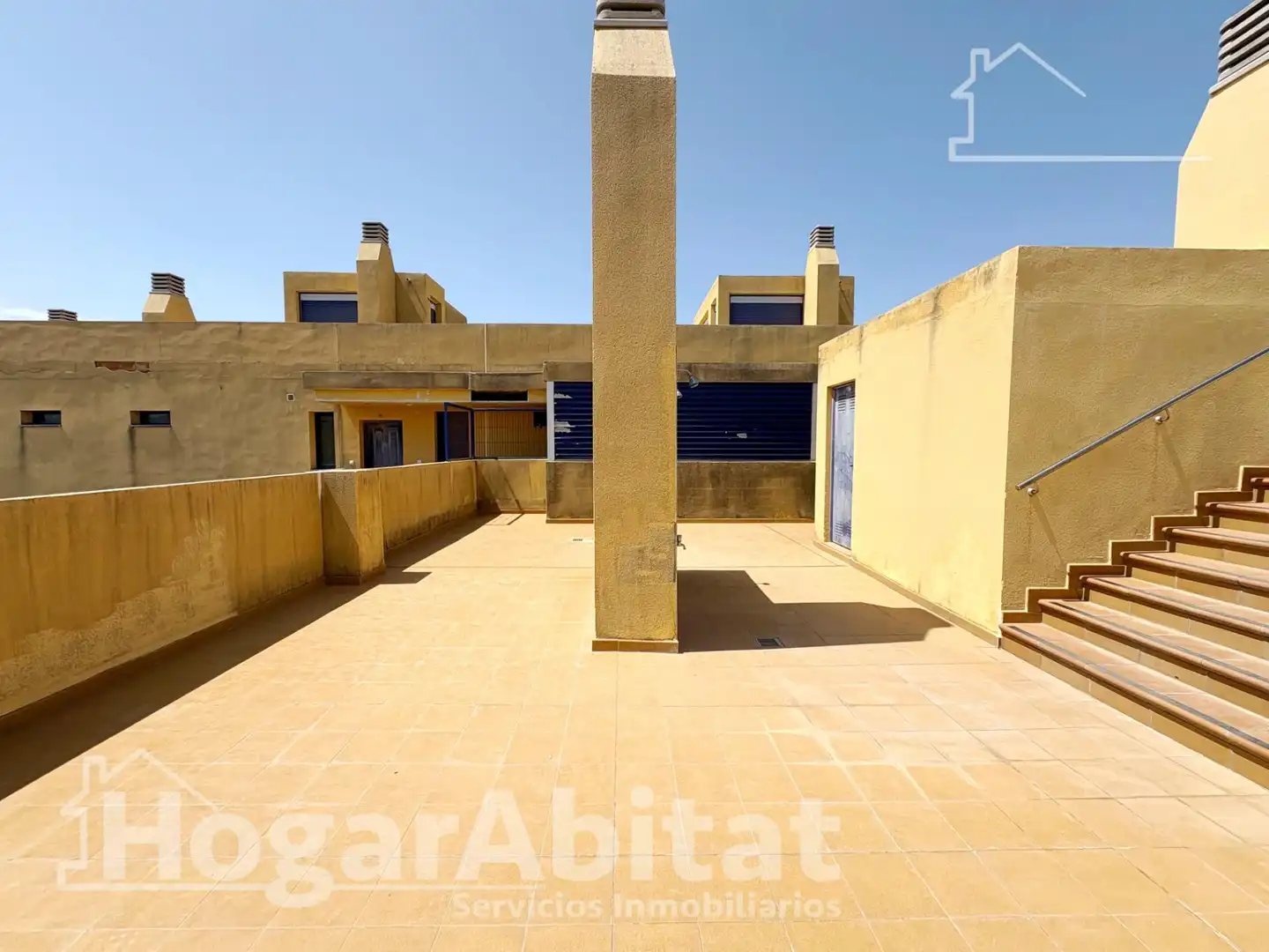 Vista exterior de Piso en venta en Bellreguard con Aire acondicionado, Calefacción y Jardín privado