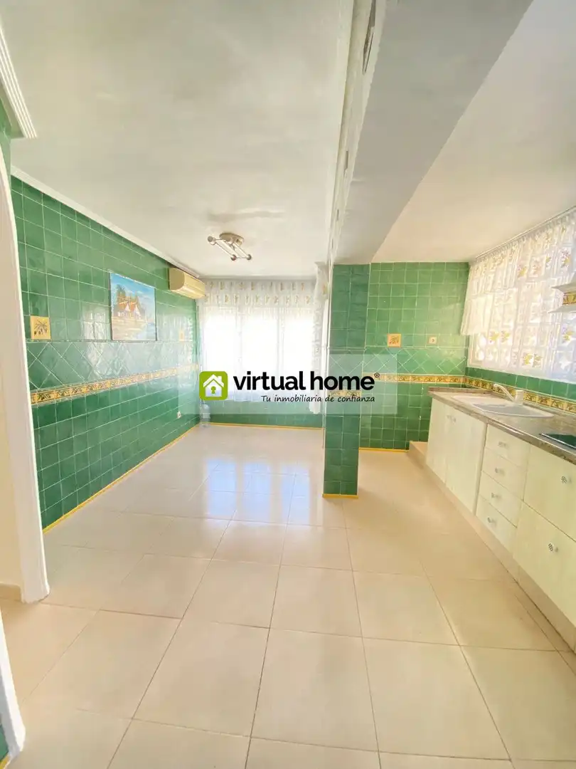 Exterior view of Flat for sale in Benidorm  with Air Conditioner, Heating and Private garden