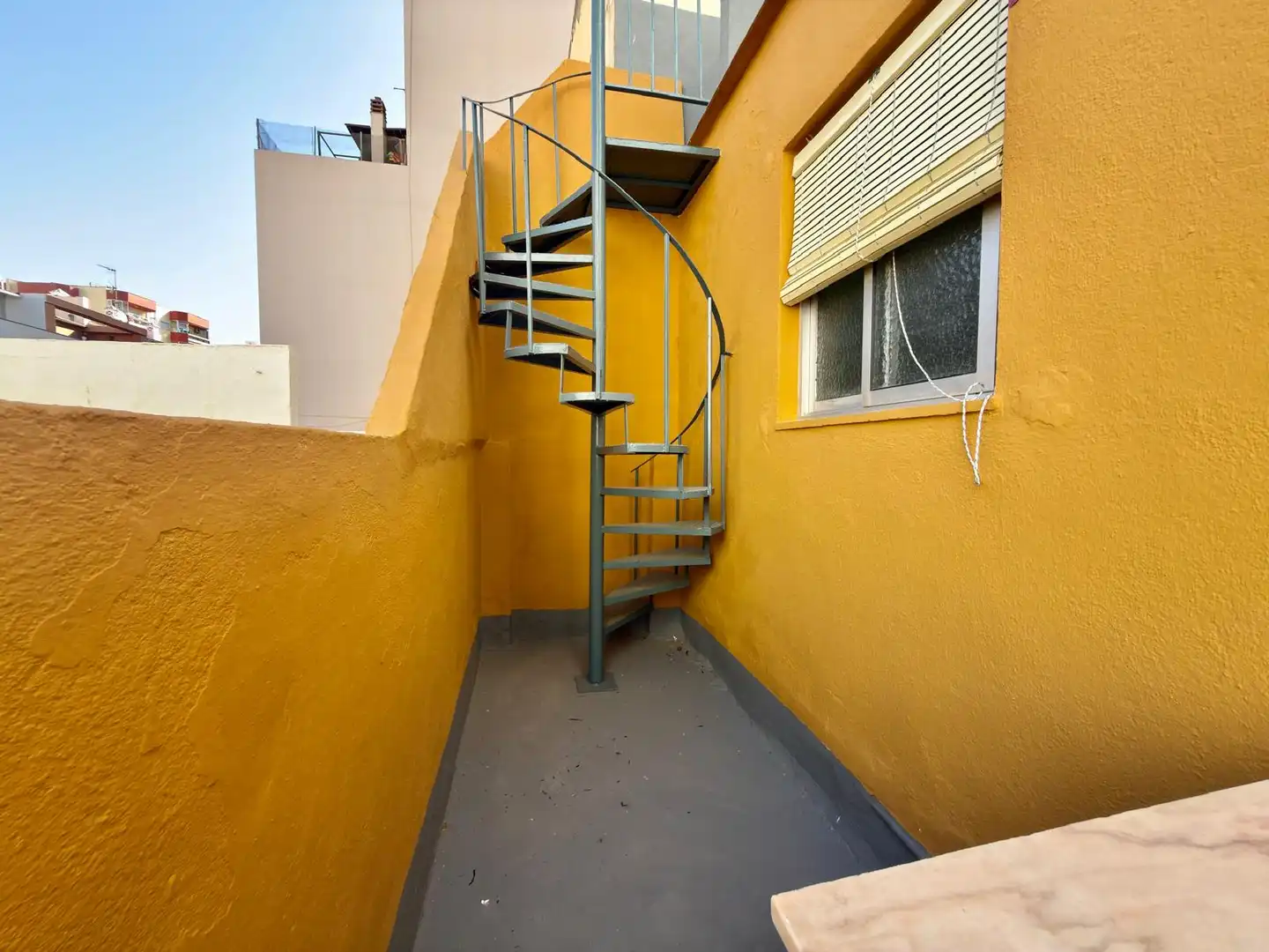Terrassa de Edifici en venda en Vélez-Málaga amb Alarma