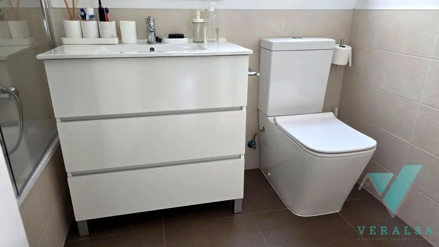 Baño de Piso en venta en Madrid con Aire acondicionado, Calefacción y Terraza