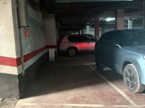 Aparcament de Garatge de lloguer en Zaragoza