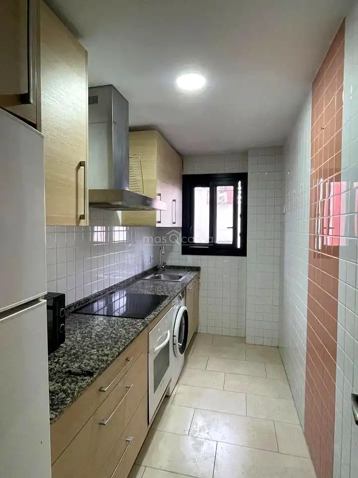 Appartamento con ascensore in affitto a Calle San José, imagen 4