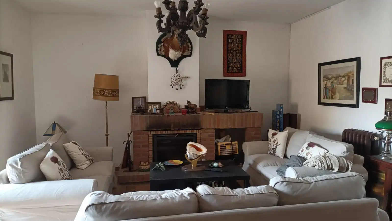Sala de estar de Casa o chalet en venta en Hornillos de Eresma con Calefacción, Jardín privado y Terraza