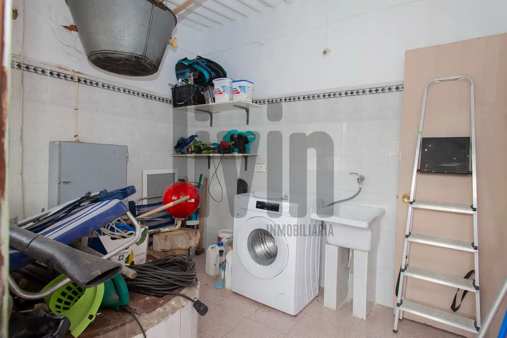 Cuina de Casa o xalet en venda en Jaén amb Aire condicionat, Calefacció i Jardí privat