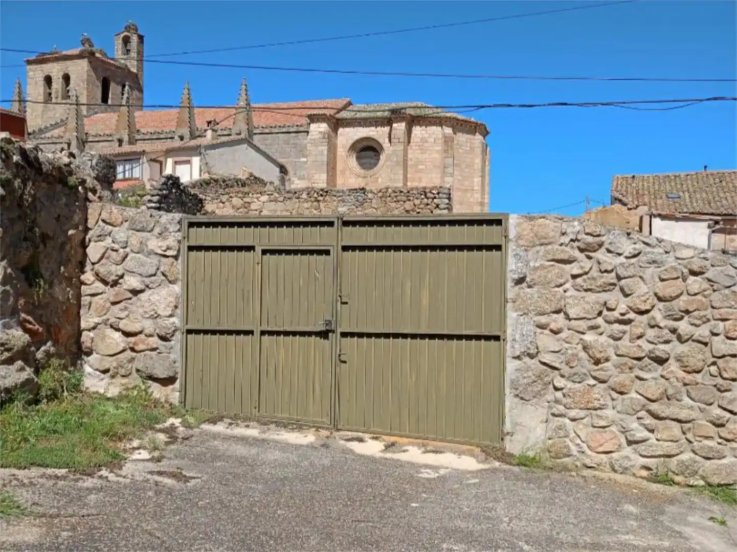 Vista exterior de Casa adosada en venda en Bonilla de la Sierra