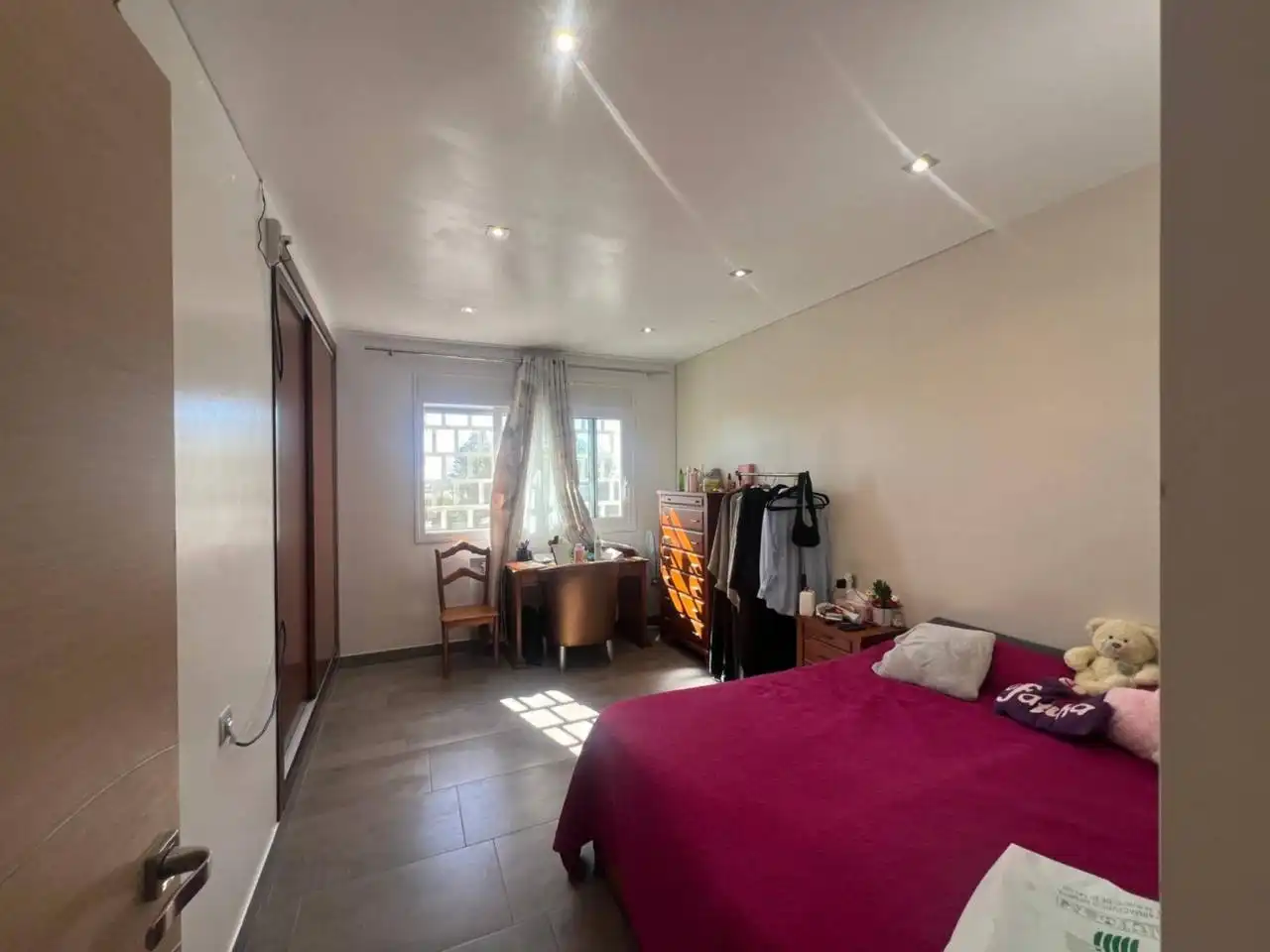 Dormitori de Casa o xalet en venda en Alicante / Alacant amb Aire condicionat, Calefacció i Jardí privat