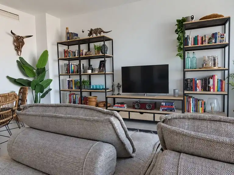 Sala d'estar de Àtic en venda en El Pinillo 