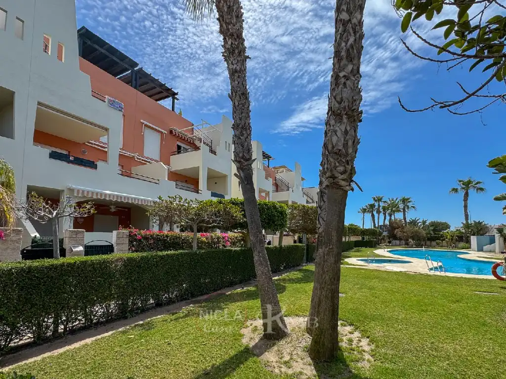 Vista exterior de Apartamento en venta en Vera con Aire acondicionado, Terraza y Internet