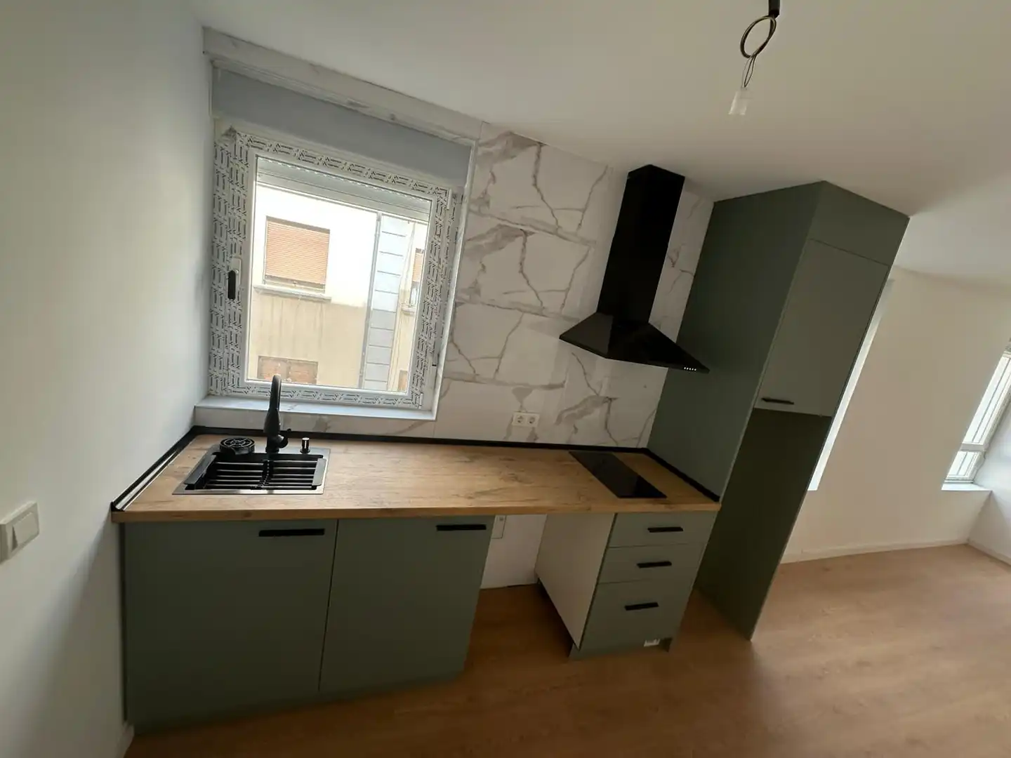 Cuina de Apartament de lloguer en Salamanca amb Moblat, Forn i Rentadora