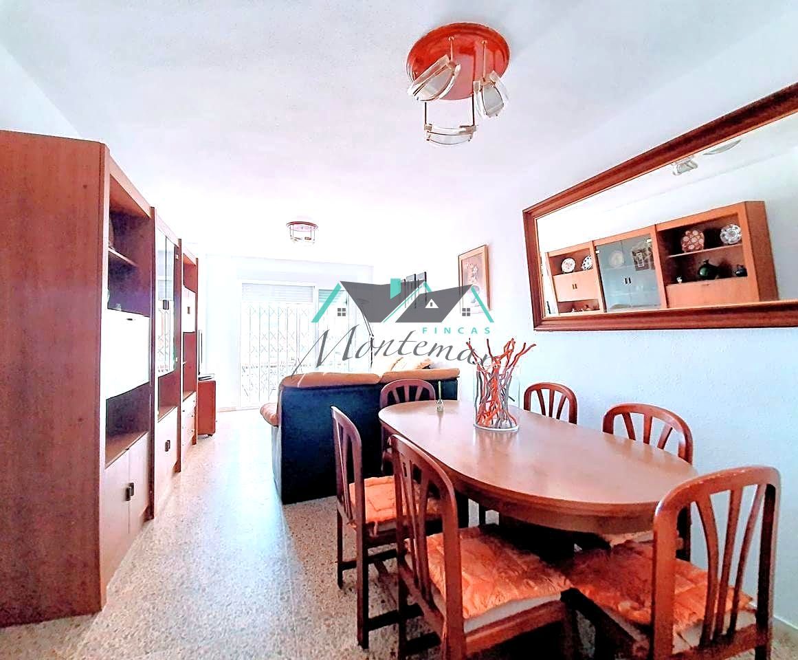 Comedor de Piso de alquiler en Águilas con Terraza, Amueblado y Balcón