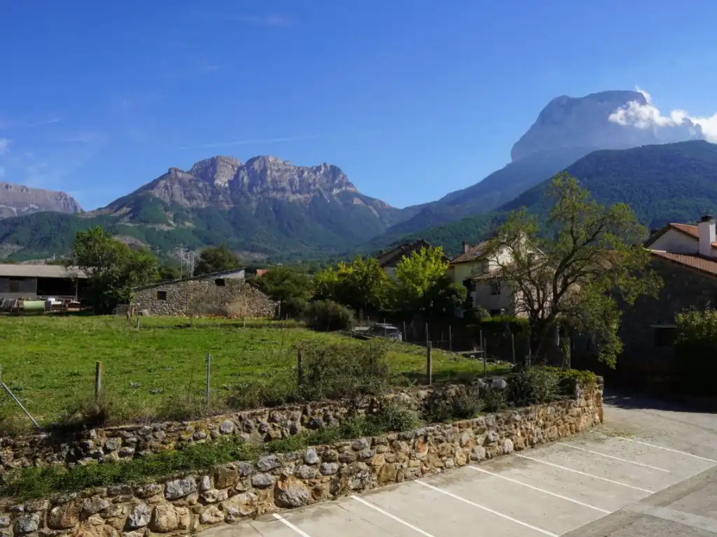 Vista exterior de Dúplex en venda en Laspuña, Huesca