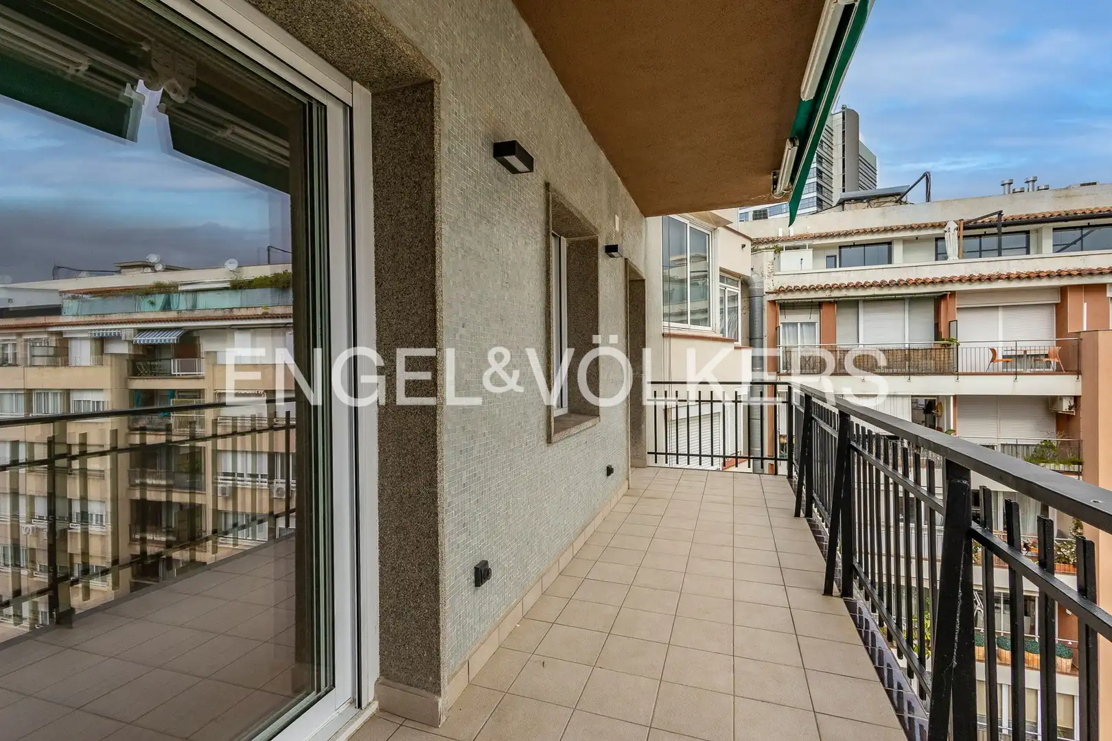 Terrace of Flat for sale in Barcelona  with Air Conditioner, Heating and Parquet flooring