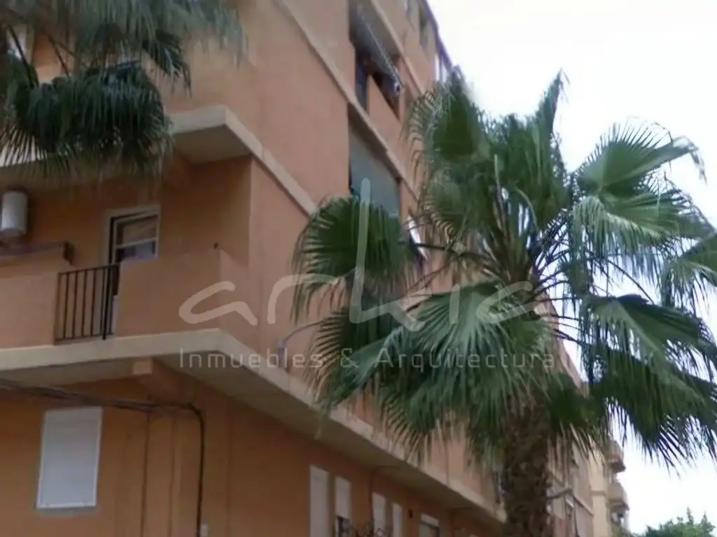 Vista exterior de Piso en venta en Valencia
