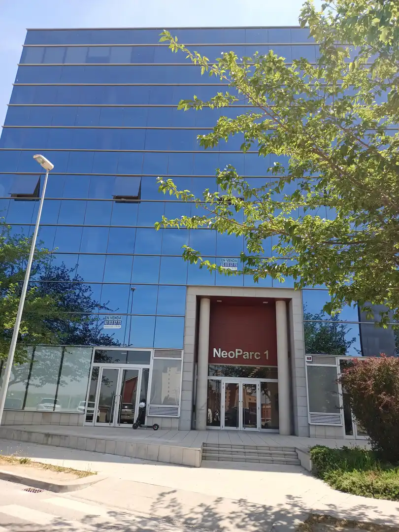 Vista exterior de Local en venda en  Lleida Capital