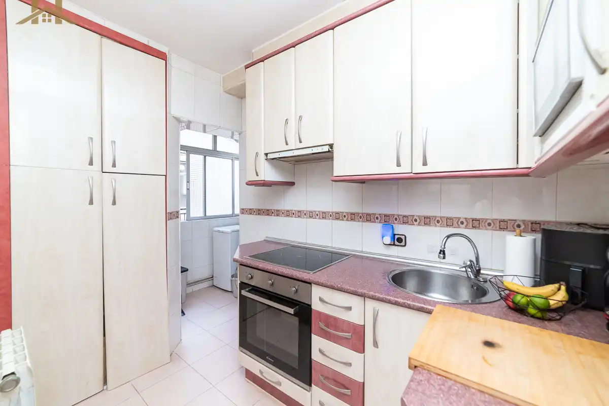 Kitchen of Flat for sale in Leganés  with Air Conditioner, Terrace and Furnished