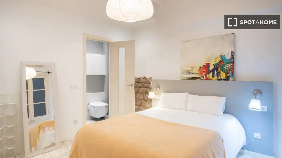 Flat with terrace to rent in Ciutat Vella, imagen 8