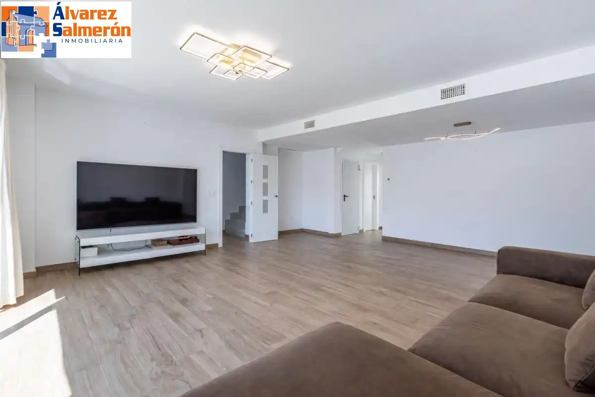 Chalet con terraza en venta en Calle Chimborazo, imagen 14