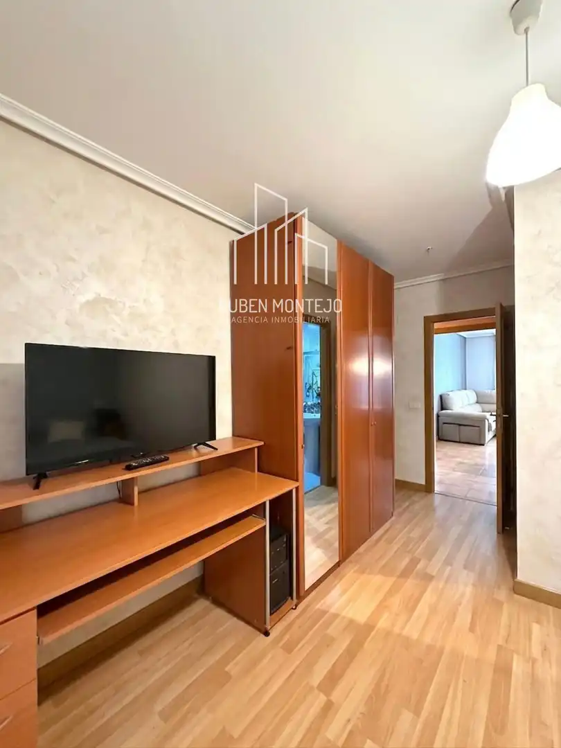 Habitación de Piso en venta en Castellanos de Moriscos con Calefacción, Horno y Lavadora