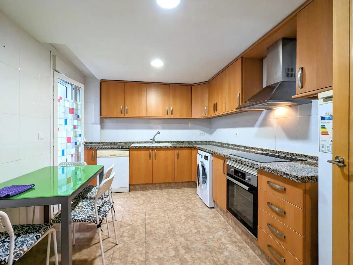 Cocina de Piso de alquiler en Rafelbuñol / Rafelbunyol con Aire acondicionado, Calefacción y Amueblado