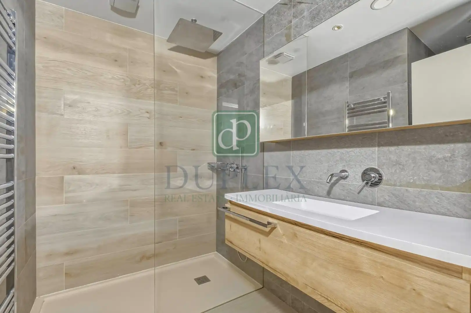 Baño de Apartamento en venta en Andorra la Vella con Aire acondicionado, Calefacción y Parquet