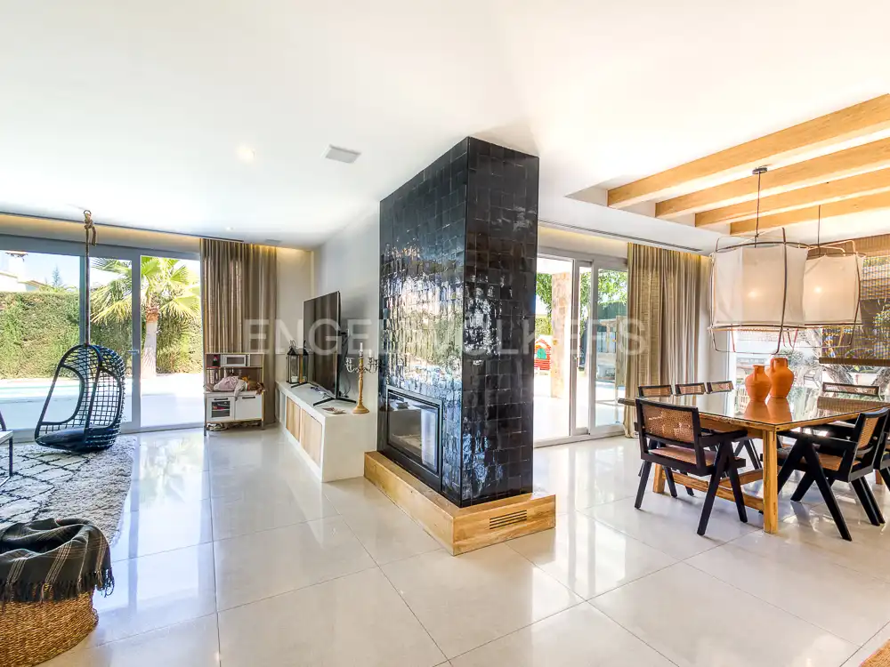 Sala d'estar de Casa o xalet de lloguer en Dénia amb Aire condicionat, Calefacció i Terrassa