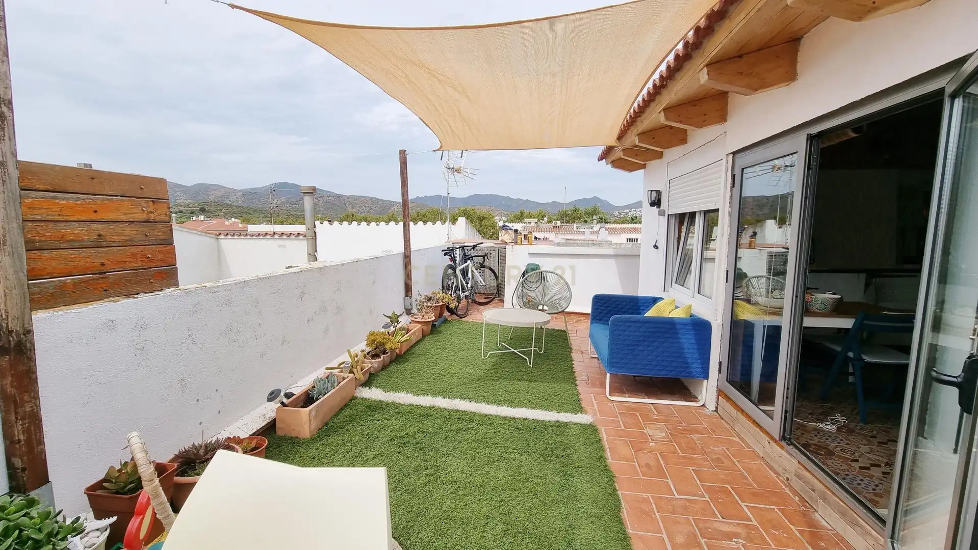 Terraza de Apartamento en venta en Llançà con Aire acondicionado y Microondas