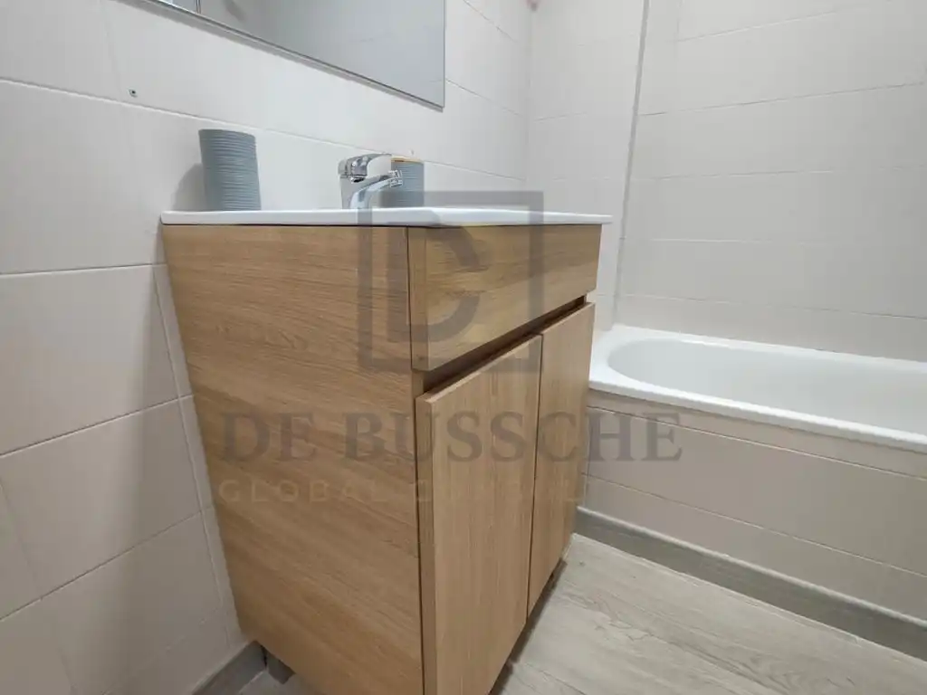 Baño de Apartamento en venta en Pilar de la Horadada con Aire acondicionado, Piscina y Amueblado