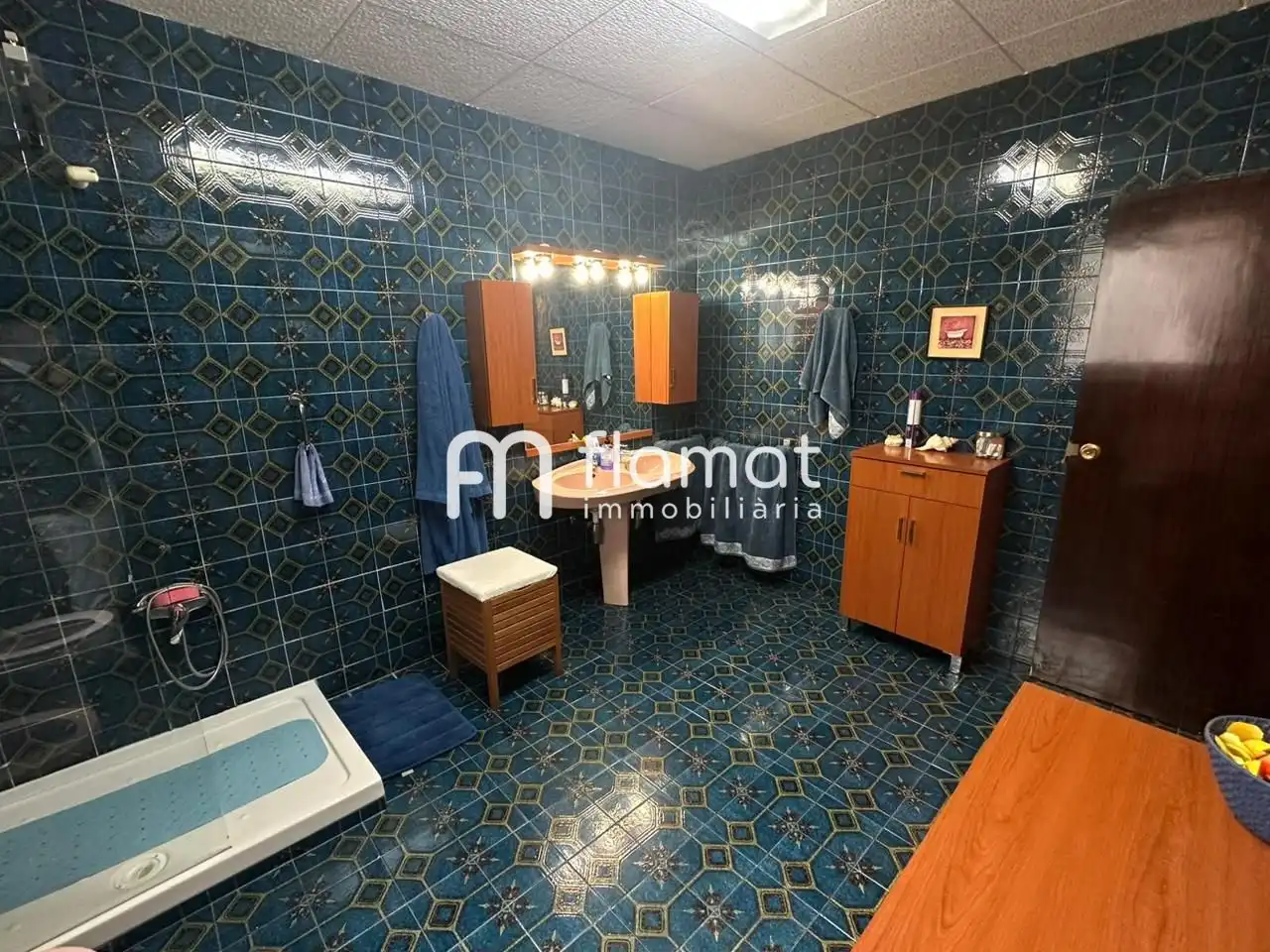 Edificio en venta en Santa Coloma de Gramenet