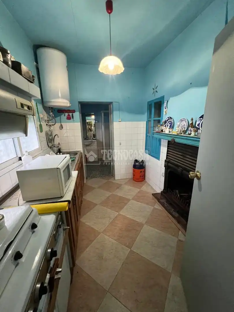 Cocina de Casa adosada en venta en Baeza con Aire acondicionado y Jardín privado