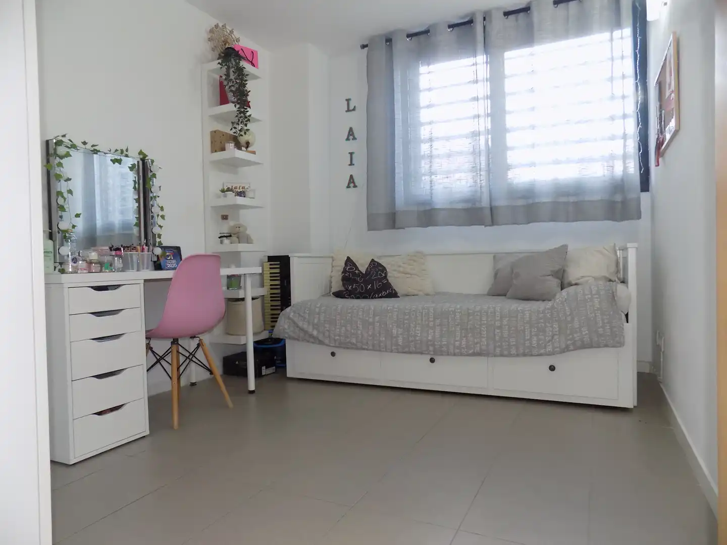 Habitación de Dúplex en venta en Santa Coloma de Gramenet con Aire acondicionado y Parquet