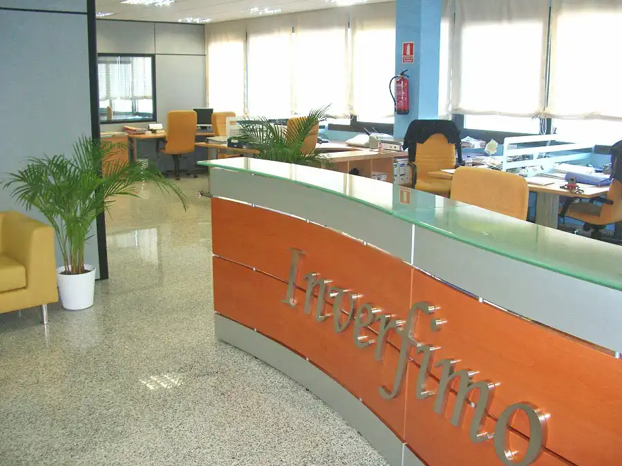Oficina amb ascensor de lloguer a Calle Pollensa 2