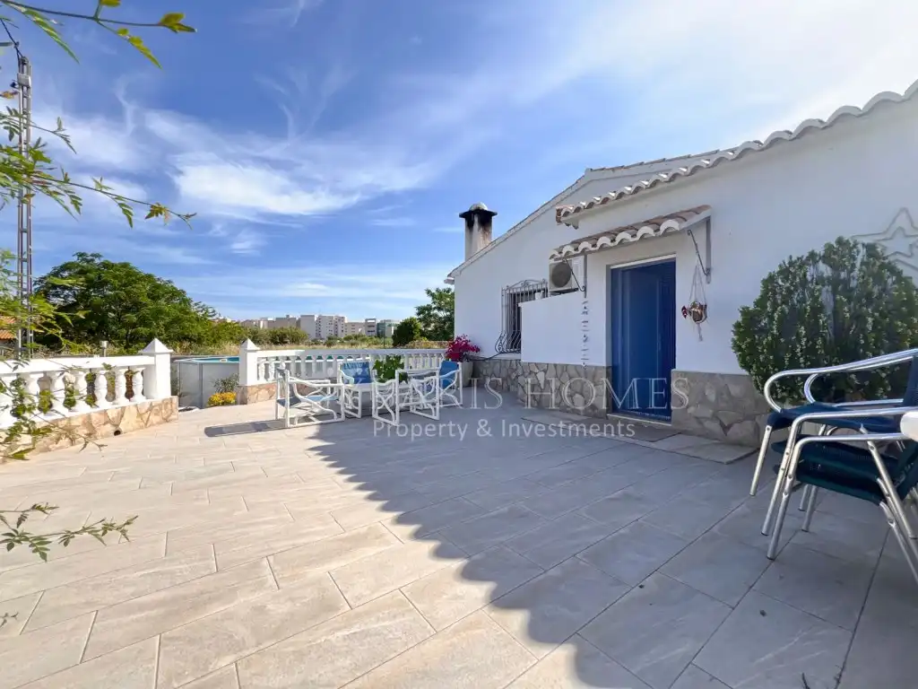 Chalet con piscina en venta en Carrer Metge Manuel Vallalta, imagen 22