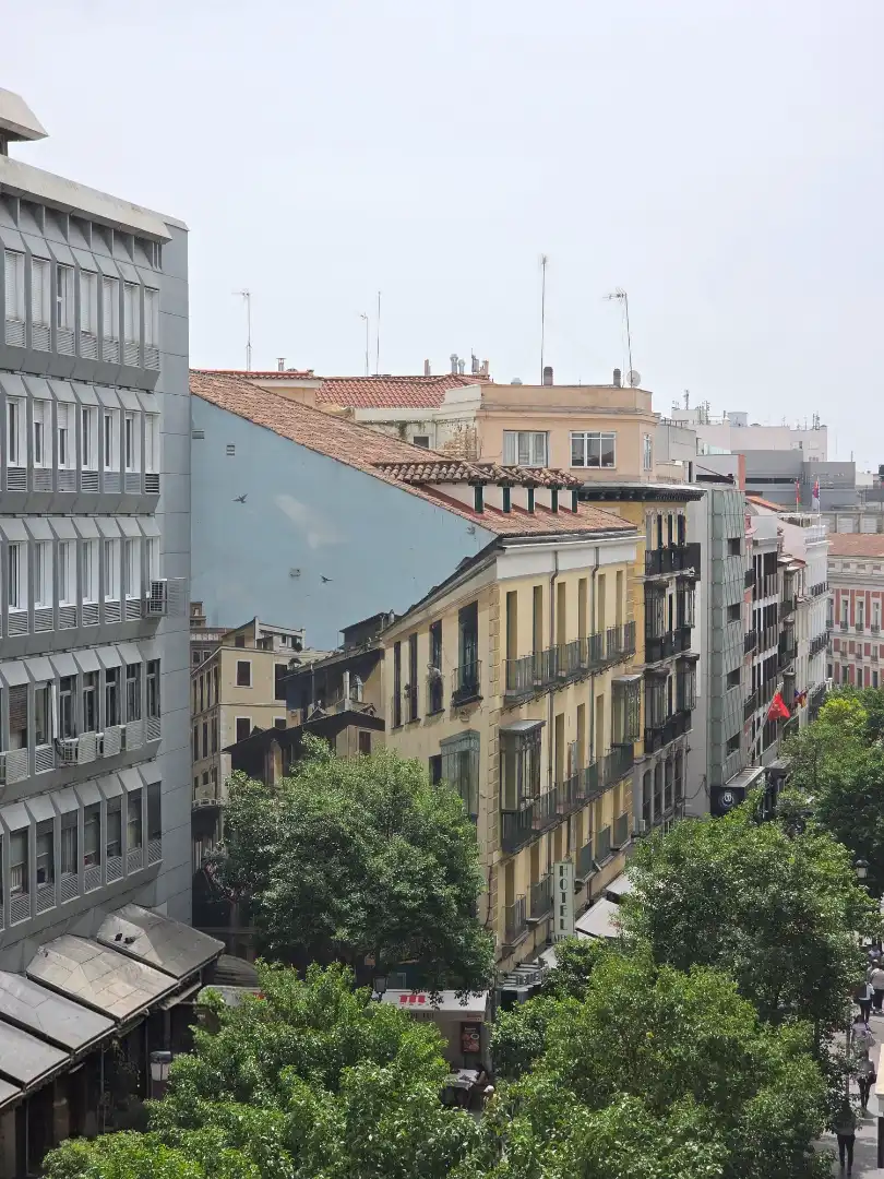 Außenansicht von Wohnung zum Verkauf in Madrid mit Klimaanlage, Heizung und Parkett