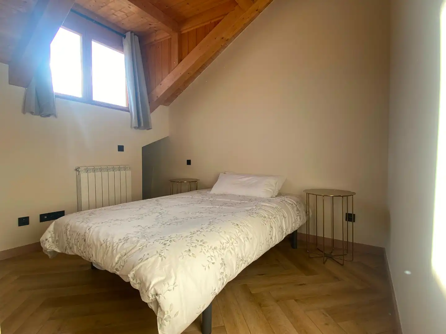 Dormitori de Dúplex en venda en Burgos amb Calefacció, Parquet i Traster