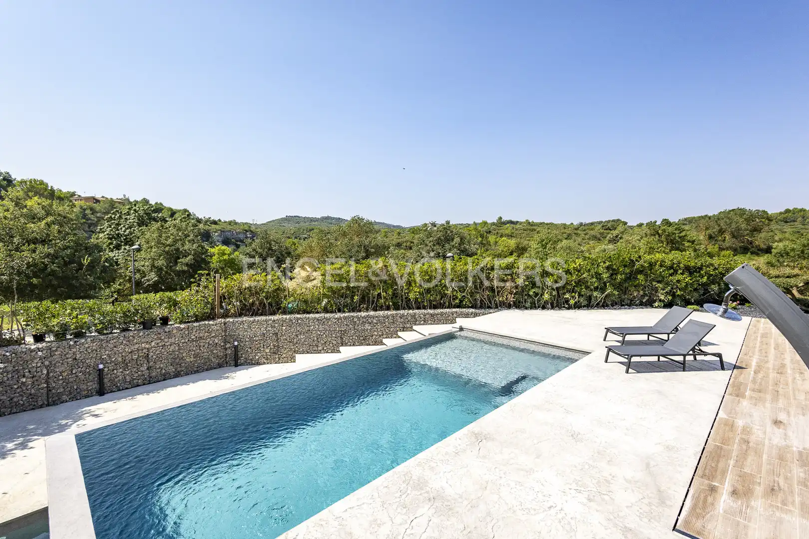 Piscina de Casa o chalet en venta en Olèrdola con Calefacción, Jardín privado y Parquet