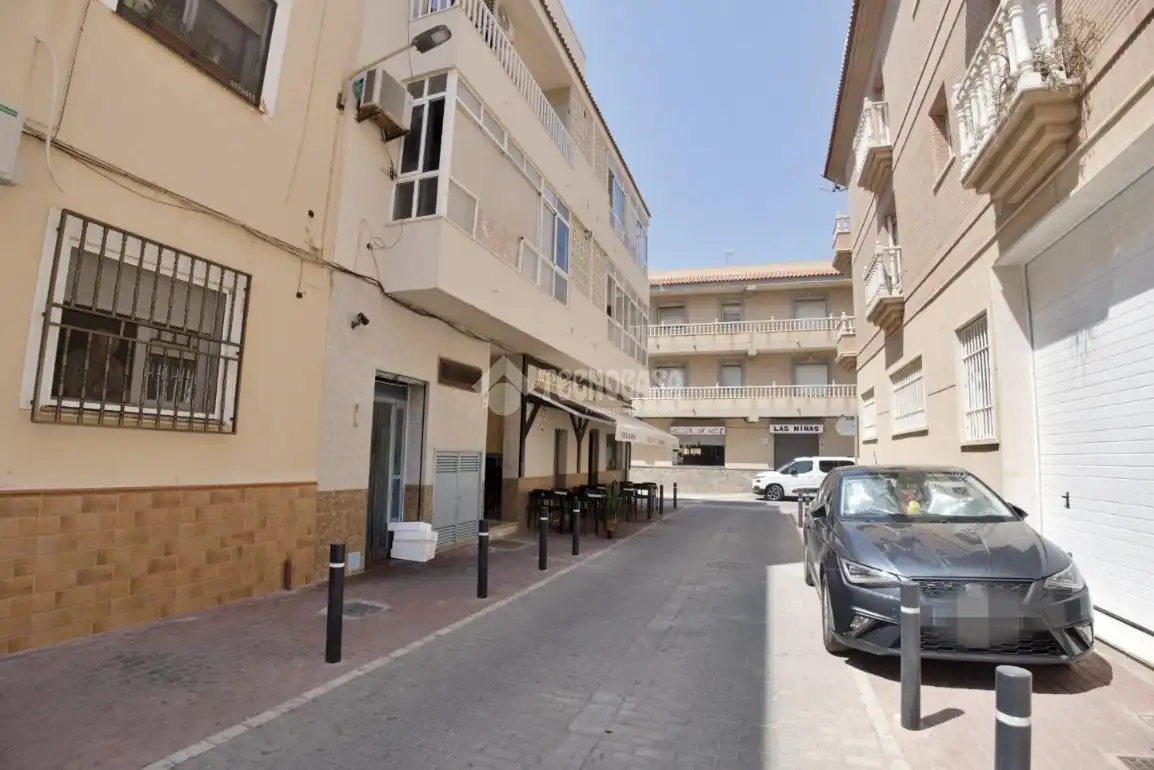 Vista exterior de Piso en venta en El Ejido