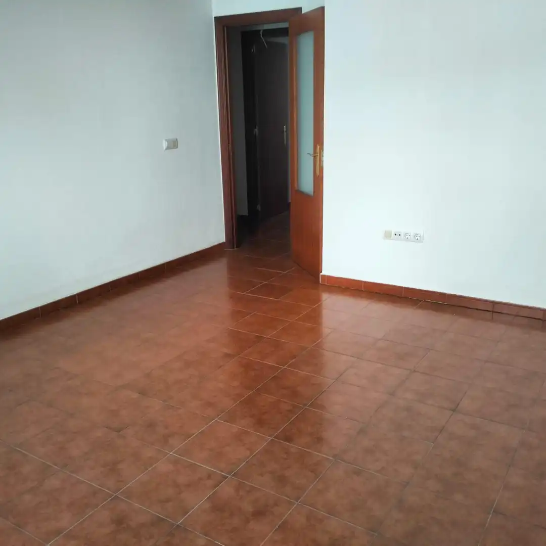Flat for sale in Jimena de la Frontera