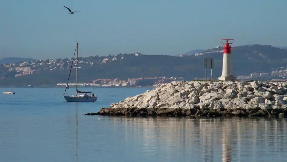 Außenansicht von Geschaftsraum zur Miete in Estepona